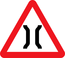 Narrow Bridge warning sign in India